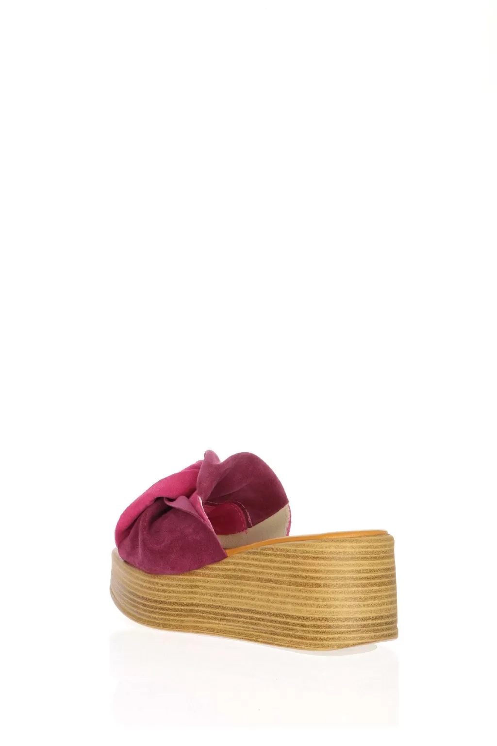 Shop Sandalo Scalzato Fascione In Camoscio Fuxia Cinzia Soft Donna Sandali E Sabot